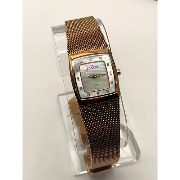Skagen All Steel Womens Watch 21mm Mother of Pearl-Rose Gold New Battery WR3ATM - Picture 4 of 11